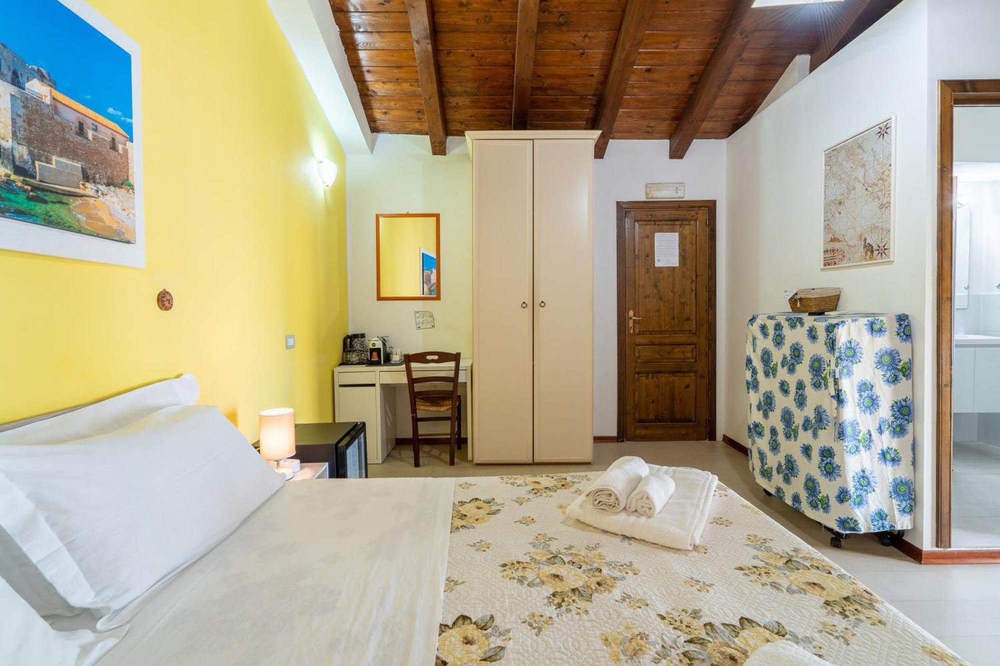 Hotel Elsa D'Ortigia - I Tre Archi à Syracuse Extérieur photo