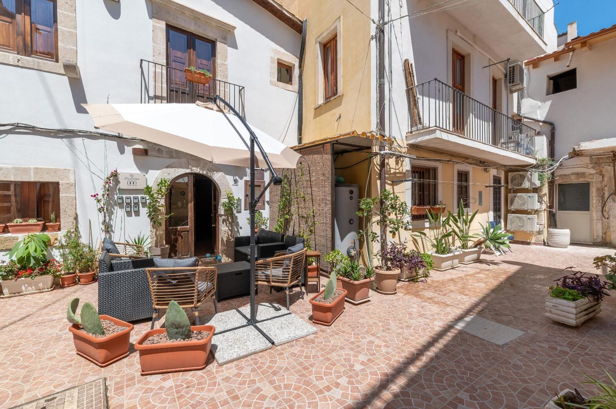 Hotel Elsa D'Ortigia - I Tre Archi à Syracuse Extérieur photo